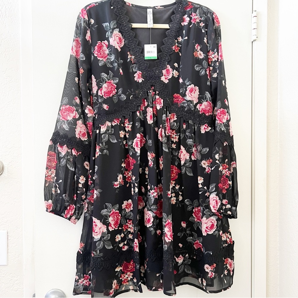 American Rag Black Floral Long Sleeves V-Neck Mini Dress Size L